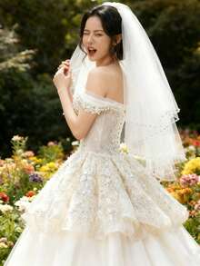 Handmade Beaded Double-Layer Pearl Short Bridal Veil, Wedding Photography, Party Accessory With Hair Comb Valentine's Day Accessories - White - View 3