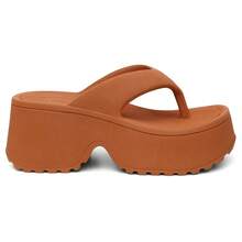 Women's Heeled Flip-Flops: Style And Modernity - 駝色 - 查看 5