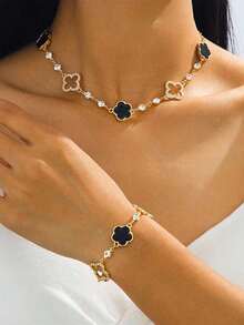 1 Set Romantic, Delicate, Luxurious, Elegant, Sweet, Lucky Hollow Four-Leaf Clover & Five-Leaf Clover Pendant Necklace And Bracelet Jewelry Set For Women - 黑色 - 查看 7