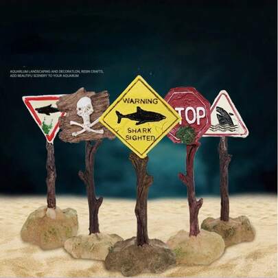 Lägg till lite skoj i ditt akvarium med denna hajtema-dekoration!