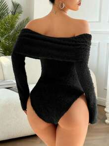 冬季加绒保暖翻领长袖针织高弹修身女士连体裤。