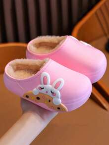 Pantuflas infantiles con diseños de animales de dibujos animados, con forro cálido, parte superior y suela de PVC, zapatos de invierno para niños y niñas para usar en interiores, impermeables y antideslizantes, pantuflas para bebés y niños pequeños, aptas para uso en el hogar y al aire libre