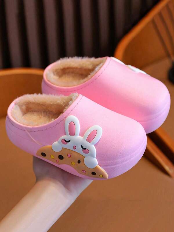 Pantuflas infantiles con diseños de animales de dibujos animados, con forro cálido, parte superior y suela de PVC, zapatos de invierno para niños y niñas para usar en interiores, impermeables y antideslizantes, pantuflas para bebés y niños pequeños, aptas para uso en el hogar y al aire libre