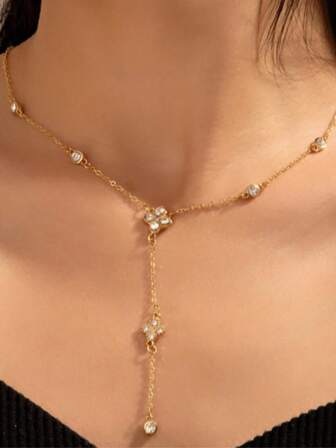 1pc Versatile Retro Elegant Floral Sparkling Necklace