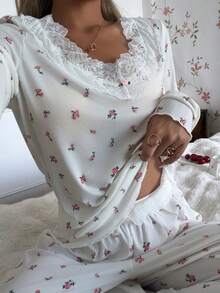 2pcs Women Ditsy Floral Pajama Set, V-Neck Lace Trim Top And Flare Leg Pants, Comfortable And Romantic Sleepwear For Home, Vacation