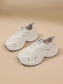 2025秋季新款女士厚底运动鞋，厚底增高休闲白鞋，学生鞋，百搭运动鞋