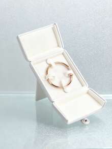 1个双层天鹅绒按扣首饰盒，适用于戒指、吊坠、手镯、项链等包装 - 淺灰色 - 查看 8