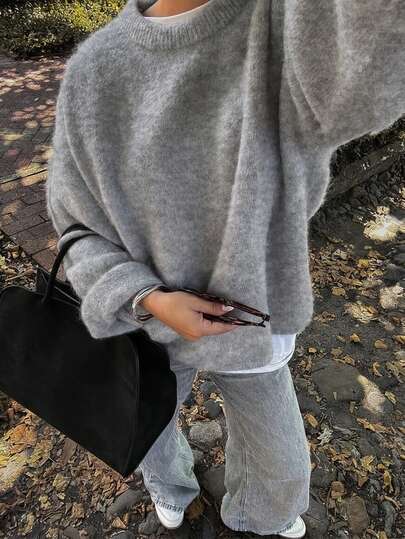 2026新款优雅街头风休闲纯色长袖灰色毛绒针织衫，适合外出、约会、度假、日常穿着、派对等场合，尽显优雅气质，是秋季女装、返校季、Y2K风格女装、音乐会、乡村风格女装的理想之选。
