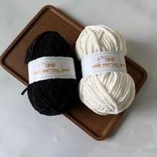 2 Skeins*50G Polyester Icelandic Chenille Yarn, Super Soft & Cozy, Warm, Easy To Shape, Vibrant Colors, Ideal For Handmade Knitting Projects Like Hats, Scarves, Blankets, Long Skein Length Approx. 55m/59yds Per Skein, Beginner Friendly