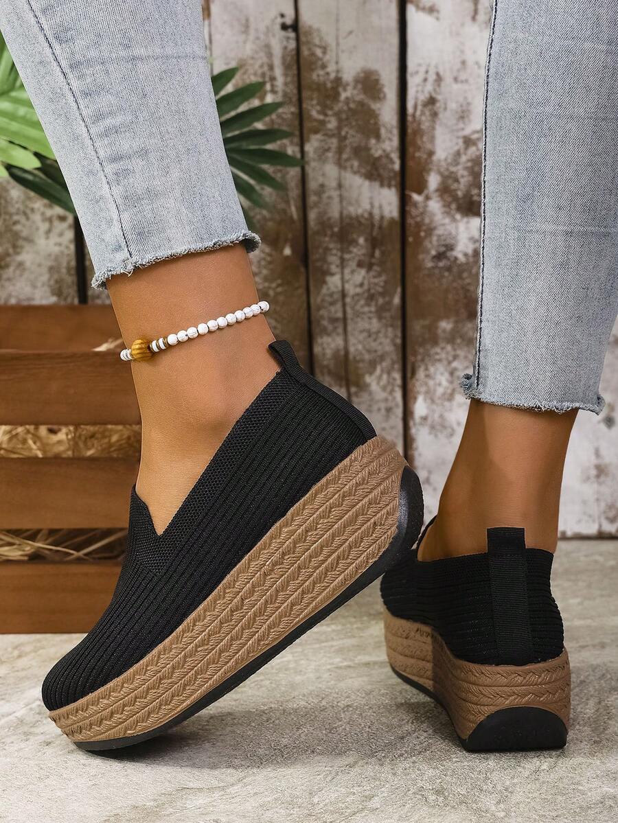 Zapatos de plataforma versátiles y de moda con suela gruesa - Negro - Ver 1