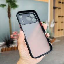 Elegante funda para iPhone 17, 16, 15, 14, 13, 12 y 11 con tacto similar al de la piel, con borde de TPU suave y parte trasera mate translúcida dura, diseño delgado y resistente a los golpes, adecuada para hombres, mujeres y niñas. - Negro - Ver 6