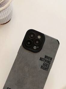 Esta funda está fabricada en piel de ante y TPU, y está decorada con el eslogan motivador <<WHEN NOTHING GOES RIGHT, GO LEFT» (Cuando nada sale bien, ve a la izquierda). Compatible con los modelos  16E, 15, 14, 13, 12, 11/Pro/PLUS/PROMAX, ofrece protección a prueba de golpes, caídas y manchas. Un accesorio esencial para uso personal o para regalar. Perfecto para San Valentín, Halloween, Navidad, Año Nuevo y todas las ocasiones festivas. - Gris - Ver 6