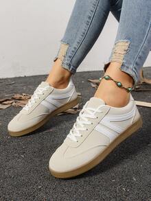 أحذية رياضية كاجوال كلاسيكية رجالية/نسائية، أحذية سكيت بيضاوية الرأس قابلة للربط متعددة الاستخدامات، أحذية تدريب كاجوال مقاس كبير للنساء 2025، أحذية طالب مسطحة، أحذية رياضية مسطحة عصرية، أحذية بيضاء للخارج، أحذية، خريفية - أبيض - مشاهدة 3