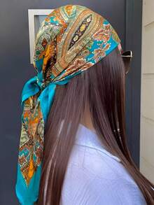 1条简约印花缎面方巾，新款春季时尚头巾，可作腰带、包包装饰、丝带、发带或围巾使用，是提升整体造型的理想之选。 - 湖藍色 - 查看 5