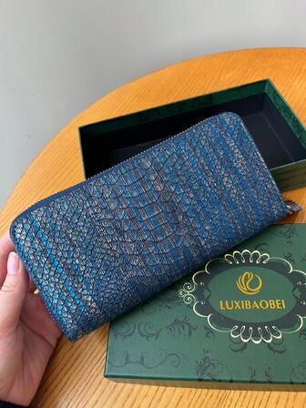 复古雕花长款女士钱包 时尚优雅真皮花卉手拿包 可装手机 多卡位 零钱包 颜色随机 女士钱包 现金钱包 钱包 可爱钱包 卡包 零钱包