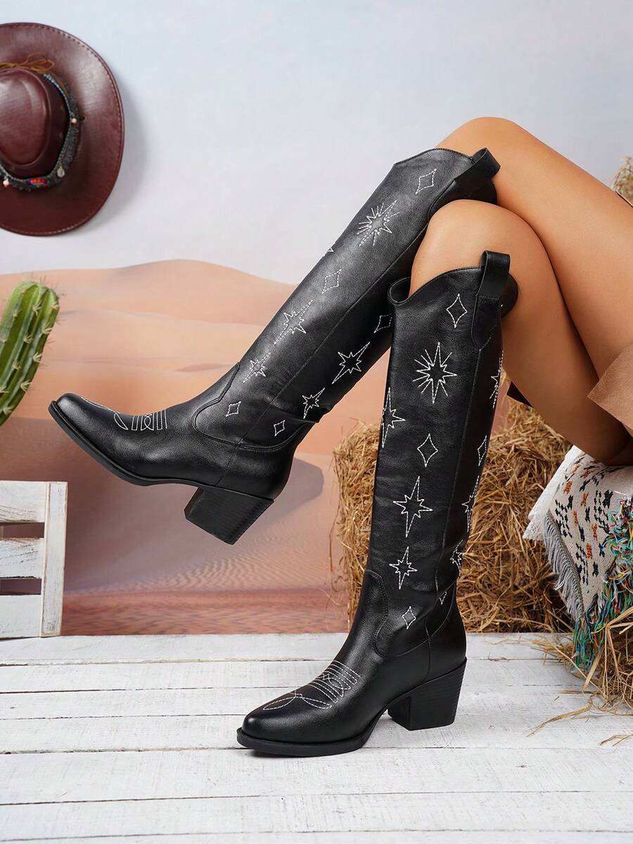 New Plus Size Women's Embroidered Totem Knight Boots, Thick Heel Round Toe High Shaft Boots, Fashion Versatile Autumn/Winter European And American Style - Black - View 1