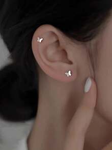 1pair Women's Delicate S925 Sterling Silver Butterfly Stud Earrings For Earlobe