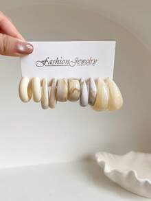 1 套 5 对米色经典时尚 C 形耳钉，欧美风格