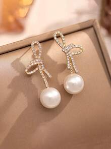 1 对蝴蝶结水钻和人造珍珠耳环，法式设计时尚耳环 - 金色 - 查看 1