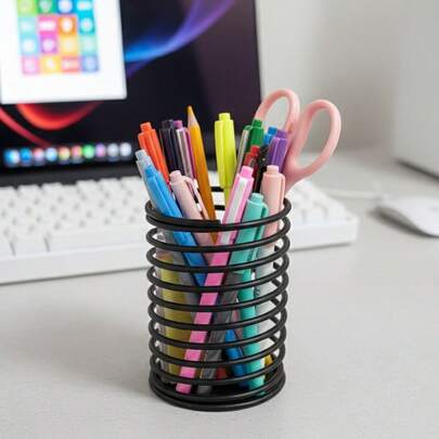 1个工业金属弹簧笔筒 - 耐用防滚桌面收纳架，适用于钢笔、化妆刷和办公用品，镂空金属网架设计，带弹簧，返校季和居家办公必备，男女皆宜的礼物