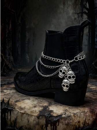 Gothic Punk Metal Skull Hand & Halloween Bat Shoe/Boot Chains – Stylish Shoe/Boot Accessories For Spooky Holiday Decorations