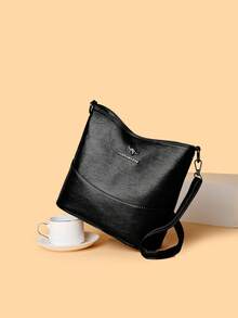 1 pieza Bolso bandolera de gran capacidad, ligero y de unicolor de piel de PU con decoración metálica, adecuado para uso diario de mujeres, versátil