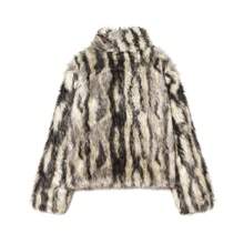 Women's Retro Distinctive Faux Fur Jacket, Fashionable And Stylish For Autumn/Winter - Multicolor - View 6