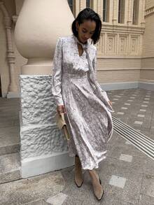 Women's Elegant Long A-Line Printed Dress, Featuring Hollow Neckline, Long Sleeves, And Flared Hem, Woven Fabric, Ideal For Parties - Multicolor - View 5