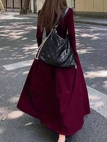 Style européen et américain Robe en tricot à manches longues, zip à mi-chemin, couleur unie pour femmes. Nouvelle robe d'automne/hiver avec jupe évasée cintrée à la taille, élégante - Rouge foncé - Voir 2