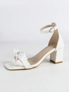 Women's Lace 3D Floral Chunky Heel Open Toe Sandals, Elegant Bridal Style, White Leather Mid-Heel Shoes - White - View 6