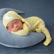 新生儿摄影道具星月装饰针织连体衣配长尾帽两件套，影棚拍摄服装 - 彩色 - 查看 1