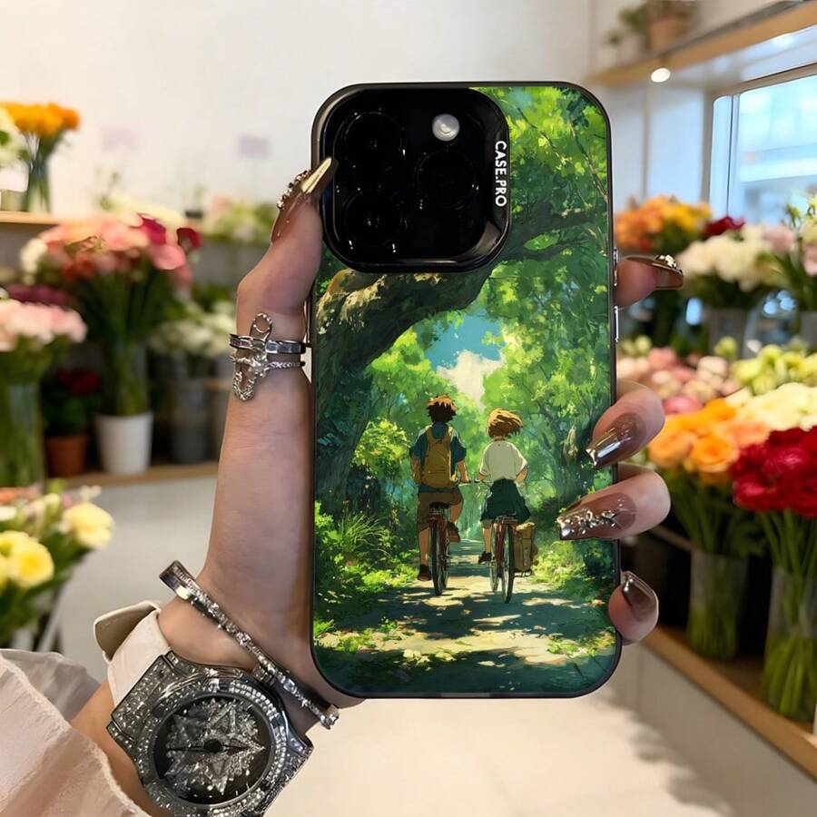 Cubierta de telefono con diseño de anime para iPhone verde con imagen de dos personas en bicicleta bajo un arbol en un bosque soleado ideal para amantes de la naturaleza y el arte animado Aplicable a los teléfonos de la serie Apple y Galaxy - Negro - Ver 1