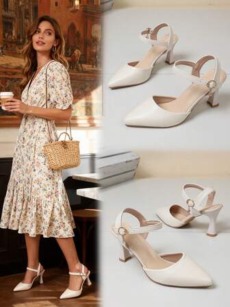 A Pair Of New Pointed-Toe Sandals And Fashionable Dance Shoes, Suitable For Teenagers To Wear At Balls And Parties