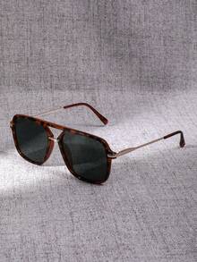 新款时尚百搭方形双梁个性化眼镜，男女皆宜的极简主义眼镜，适合街头风、旅行、日常佩戴、海滩、派对、节日、T台走秀等场合。 - 彩色 - 查看 4