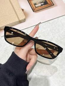 Óculos de grau modernos, minimalistas e elegantes, com armação quadrada de plástico preto, design clássico e portátil. Ideais para caminhadas, direção, passeios em família, saídas à noite e como acessório de praia. Combinam com todos os formatos de rosto. - Multicolorido - Ver 4