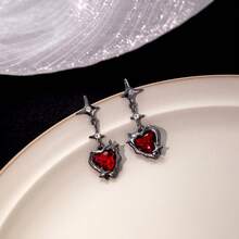 1 Pair New Simple Elegant Lava Heart Earrings Four-Pointed Sweet Cool Dark Heart Stud Irregular Earrings - màu đen - Xem 1