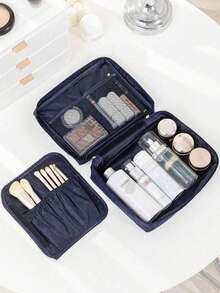 1个大容量多功能化妆包，旅行洗漱包，大容量美妆收纳包，浴室美妆收纳包。适合收纳洗漱用品、彩色笔、眼影刷、卫生巾、口红、化妆笔、眼影镜等。
