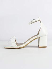 Women's Lace 3D Floral Chunky Heel Open Toe Sandals, Elegant Bridal Style, White Leather Mid-Heel Shoes - White - View 5