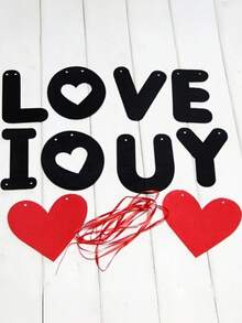 1 tấm banner "I LOVE YOU", thích hợp để trang trí cho Ngày Valentine, cầu hôn, lễ đính hôn, tiệc mừng em bé chào đời và tiệc sinh nhật. Giúp bữa tiệc của bạn thêm sinh động, lãng mạn và tràn ngập niềm vui. - Nhiều màu - Xem 2