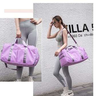 1pc Large Capacity Training Bag, Travel Bag, Gym Bag, Overnight Vacation Luggage, Wet And Dry Separation Shoe Compartment Weekend Carry-On Bag, Suitable For Business, Vacation, Outdoor, Ski Leisure, Gym Travel Bag, Overnight Bag, Handbag, Sports Bag, School Supplies, Student Back To School Supplies, Handbag, Weekend Bag, Tote Bag, Couple Bag, Couple Bag