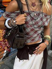 SOLTRB 夏季新款女士休闲露肩格子荷叶边收腰修身T恤，适合返校、日常通勤和约会穿着 - 彩色 - 查看 3