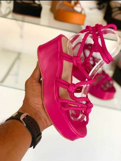 Sandália Feminina Anabela Trançadas Leve Macio Confortavel