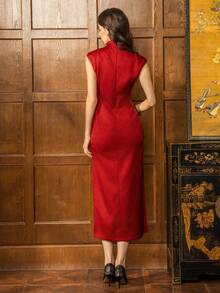 Faeriesty 新款中国风女式旗袍：优雅立领、别致短袖、侧开衩——完美适用于红毯盛会、黑领结婚礼、正式宴会、文化庆典、正式晚宴，以及新年和情人节派对。 - 紅色 - 查看 2