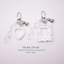 Embossed Heart-Shaped Photo Frame Keychain, Cute Pendant, Can Hold Photos, Gift, Earphone Keychain, Valentine's Day Gift, Valentine's Day Party Item, Couple's Item, Valentine's Day, Holiday Gift, Party Supplies. - Multicolor - View 2