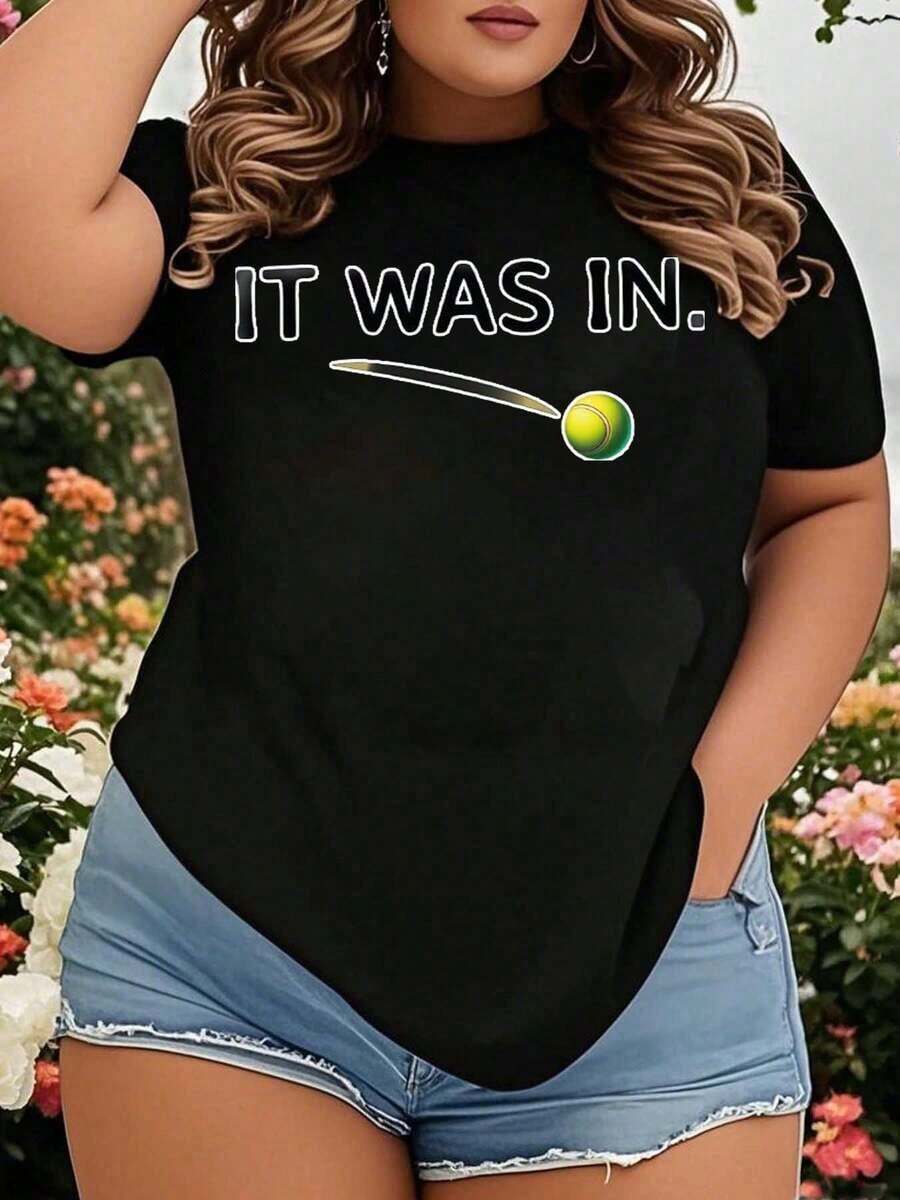 It Was In Tennis Ball Graphic Tee Women's Casual Short Sleeve T-Shirt For Tennis Lovers Funny Sport Gift Summer Outfit - 黑色 - 查看 1