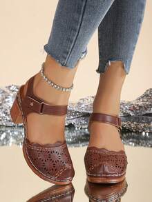 Plus Size Women's Summer New Thick Heel Strap Hollow High Heel Sandals - Brown - View 2