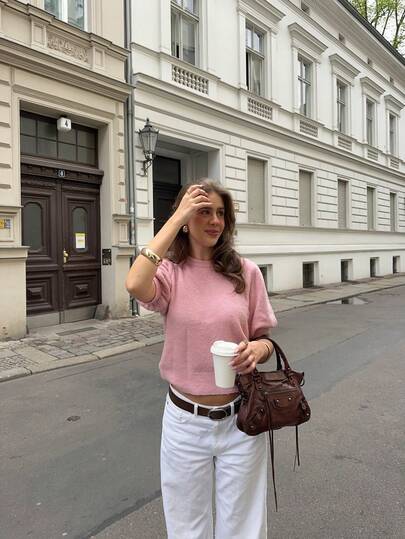 VIBEWAVE 法式圆领短袖针织衫，休闲花瓣袖露脐套头衫（女款）