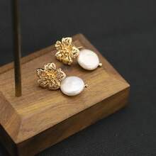 Baroque Natural Pearl Earrings Silver Needle Studs Niche High-End Vintage Long Women's Retro Jewelry - 復古祖母綠珍珠包邊耳環 - 查看 8