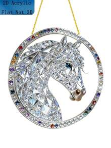 2D平面风格设计，镶嵌钻石的骏马，闪耀的珠宝钻石，多色组合，奢华优雅的风格，富有艺术气息，无需用电，由亚克力制成，适合悬挂在门、窗或墙上，文化主题装饰。