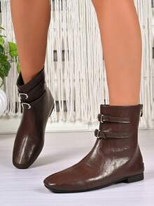 2025 Autumn/Winter New Square Toe Low Heel Flat Thick Heel Women's Short Boots, Buckle Decor, Fashionable & Versatile, Comfortable & Lightweight, Suitable With Dresses